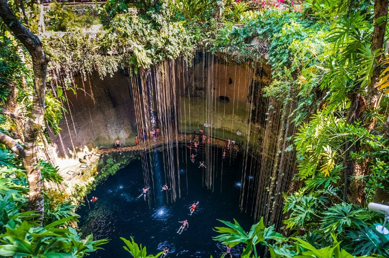 Cenote Ik Kil Yucatan Mexico, one of the best cenotes of the Yucatan