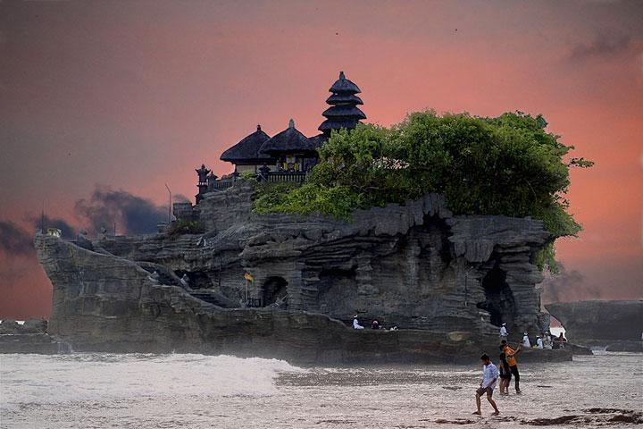 Tanah Lot