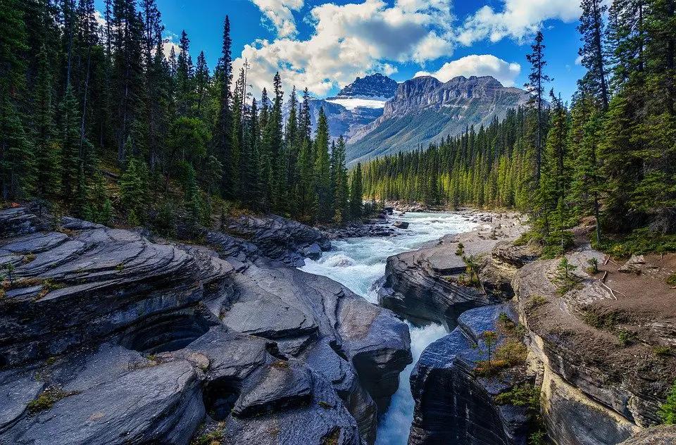 Canadian mountain range