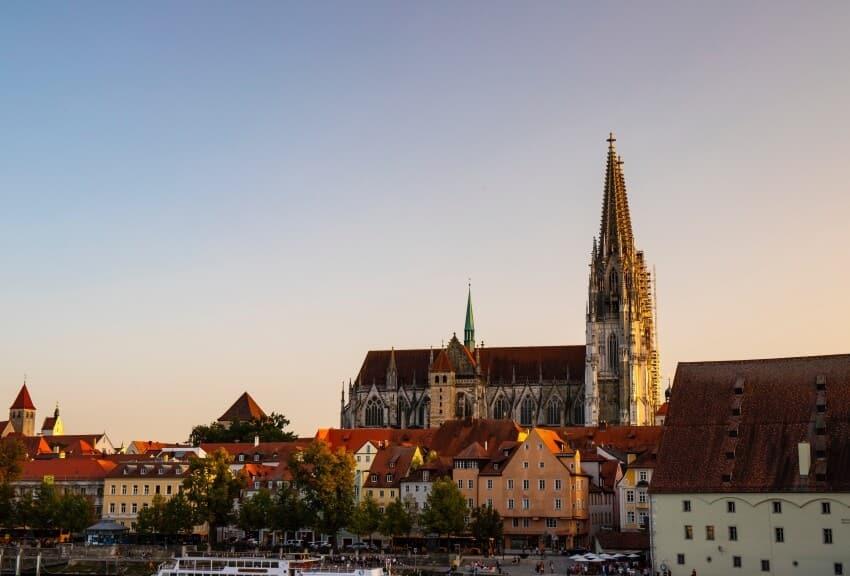 Best Time to Visit Regensburg, Germany