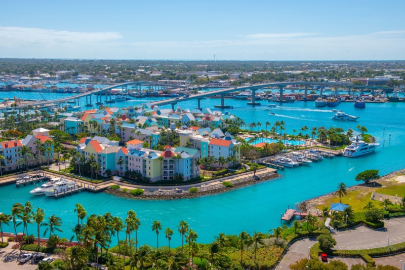 25 Things to Do in the Bahamas & Places to Visit | ViaTravelers