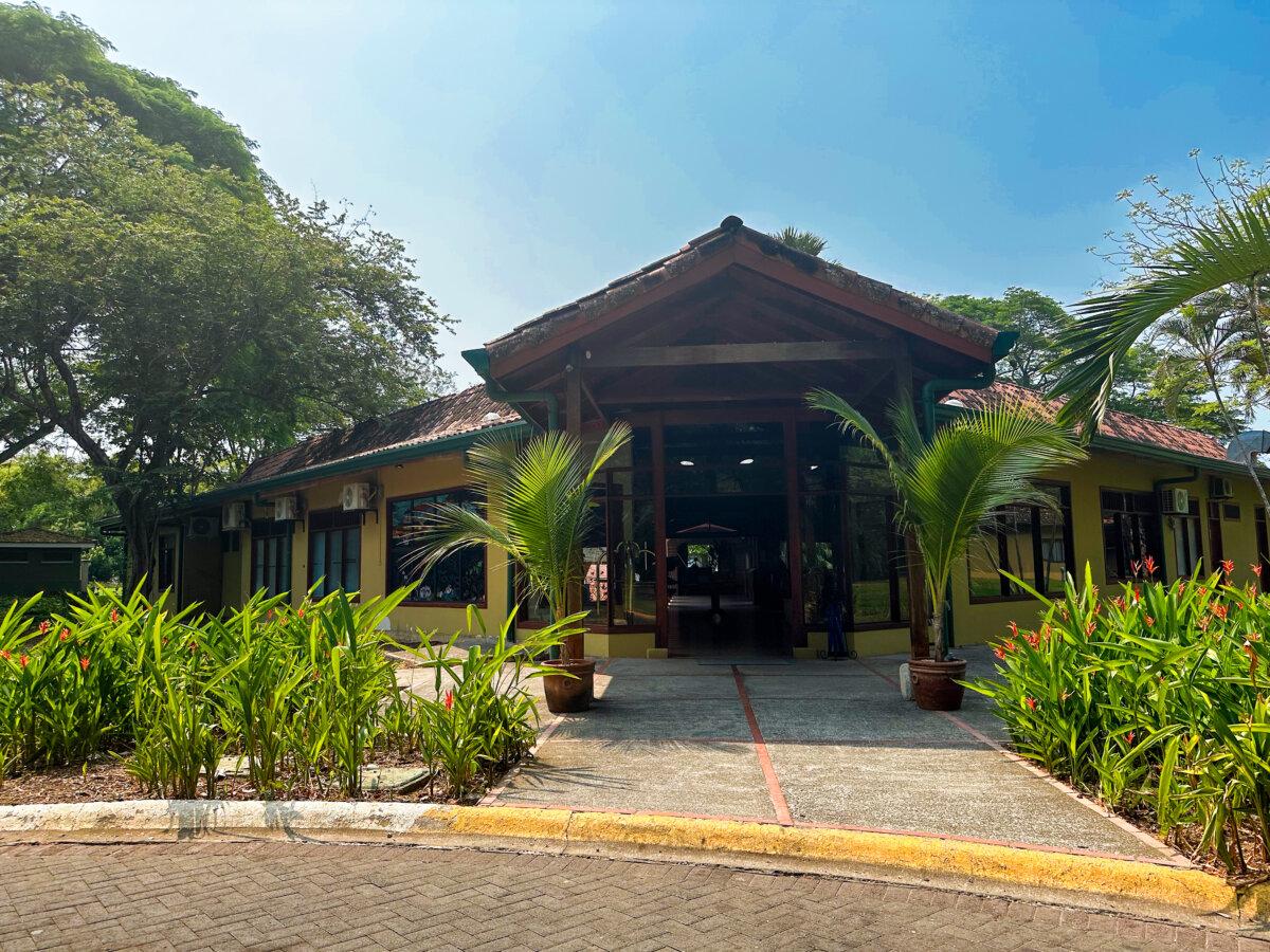 Casa Conde Beach Front Hotel Entrance