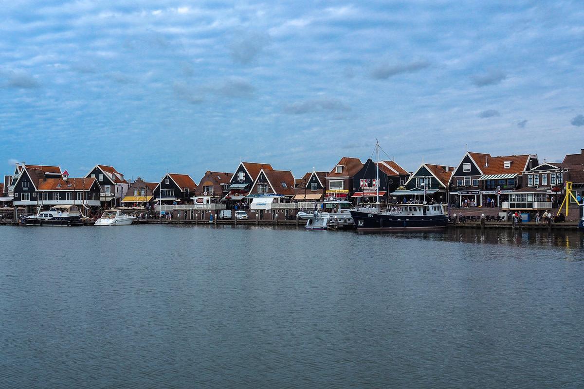 Picturesque waterfront view of traditional Dutch architecture in Volendam, Netherlands