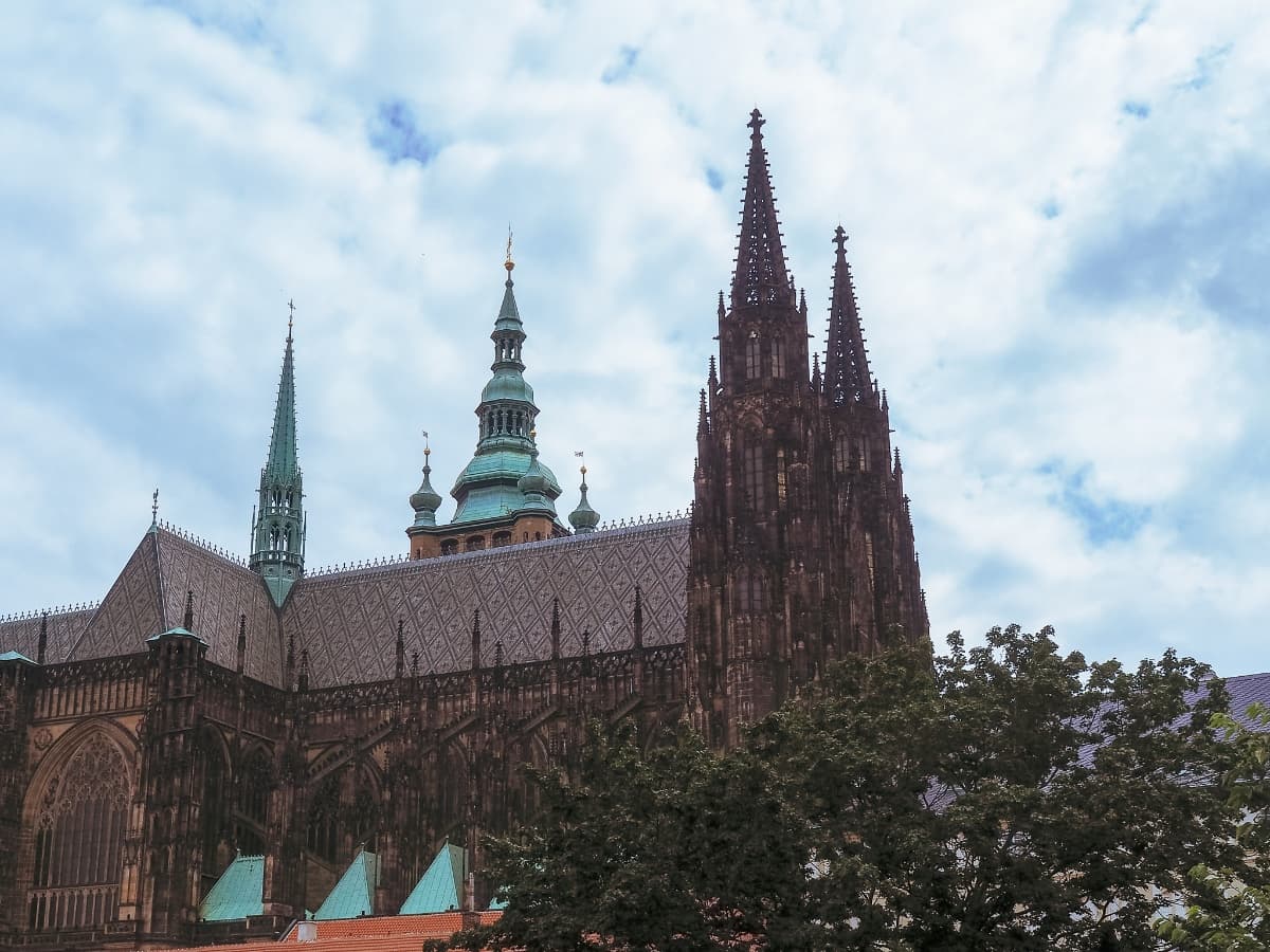 Prague Travel Guide