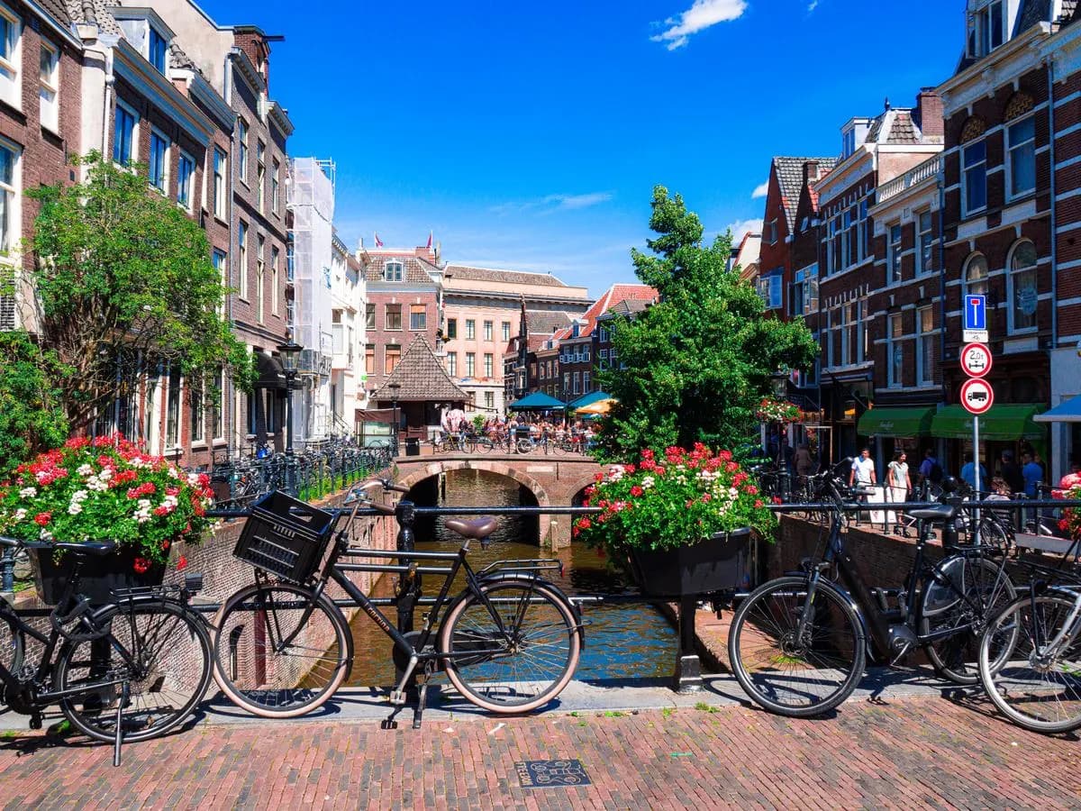 Utrecht Travel Guide
