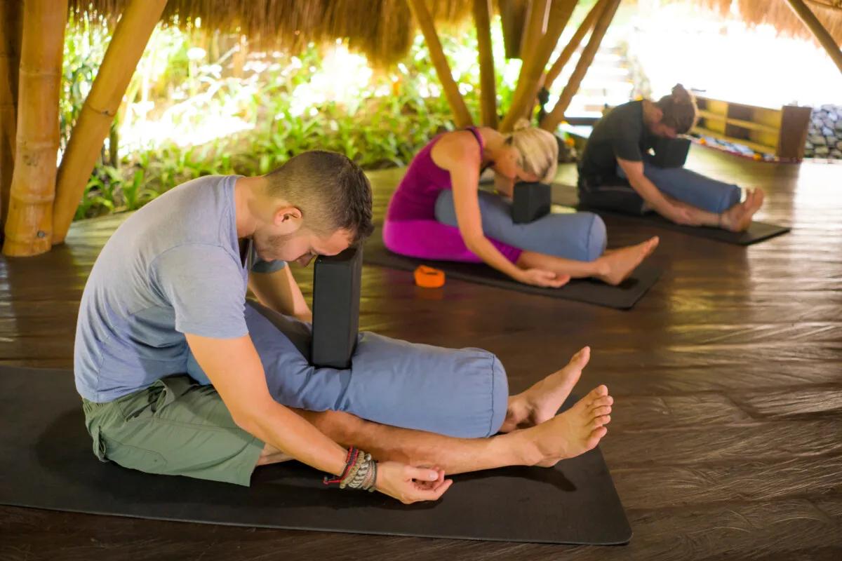 Group on a wellness retreat