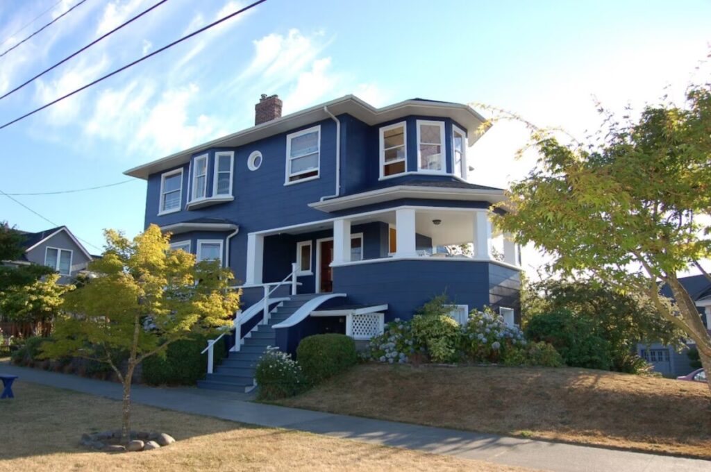 1904 Queen Anne Style Home With Stunning Views in West Seattle