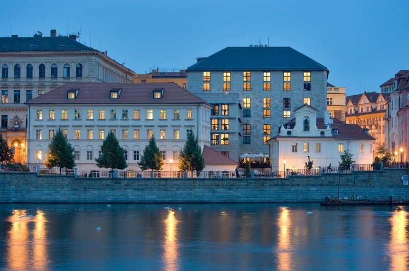 Four Seasons Hotel Prague Building