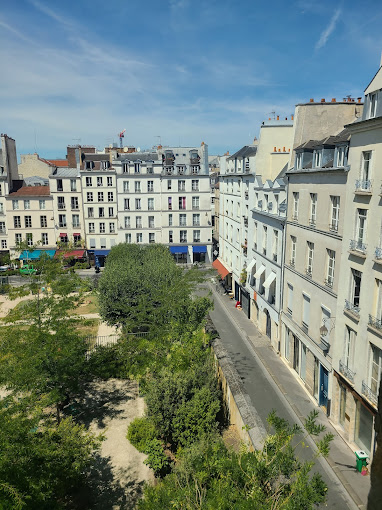 Facade of musée picasso