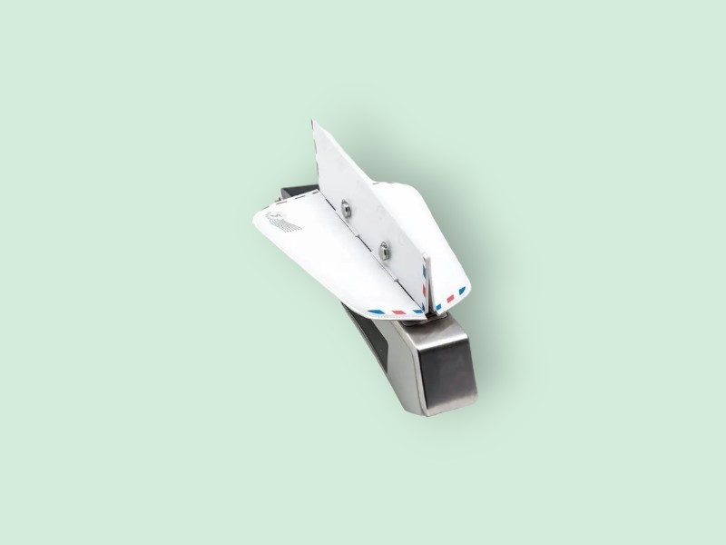 Soarigami Airplane Armrest