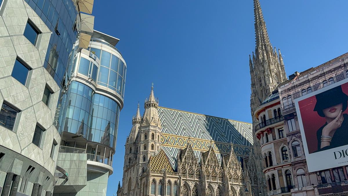 St. Stephen's Cathedral Gothic architecture landmark, Inner Stadt, Vienna, Austria