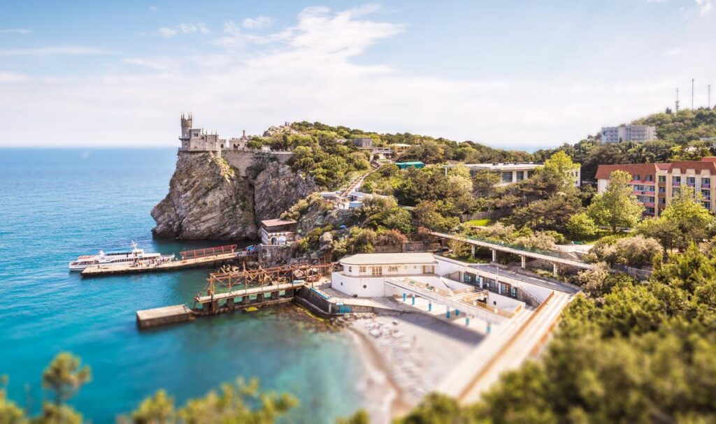 Swallow's Nest Castle, Crimea Coastal View