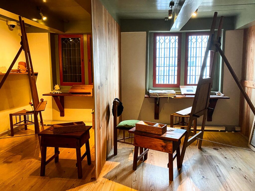 Inside Rembrandt's Studio in the Rembrandthuis Museum, Amsterdam art museum rembrandt studio