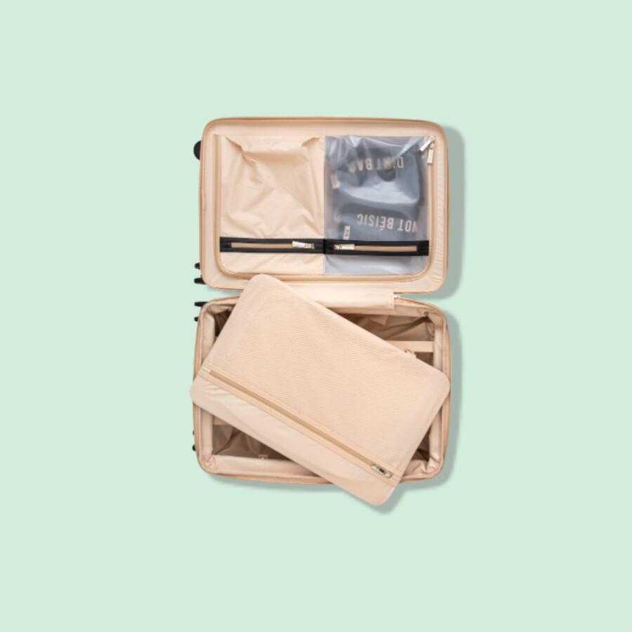 Beis travel bag interior compartments and organization essentials for efficient packing