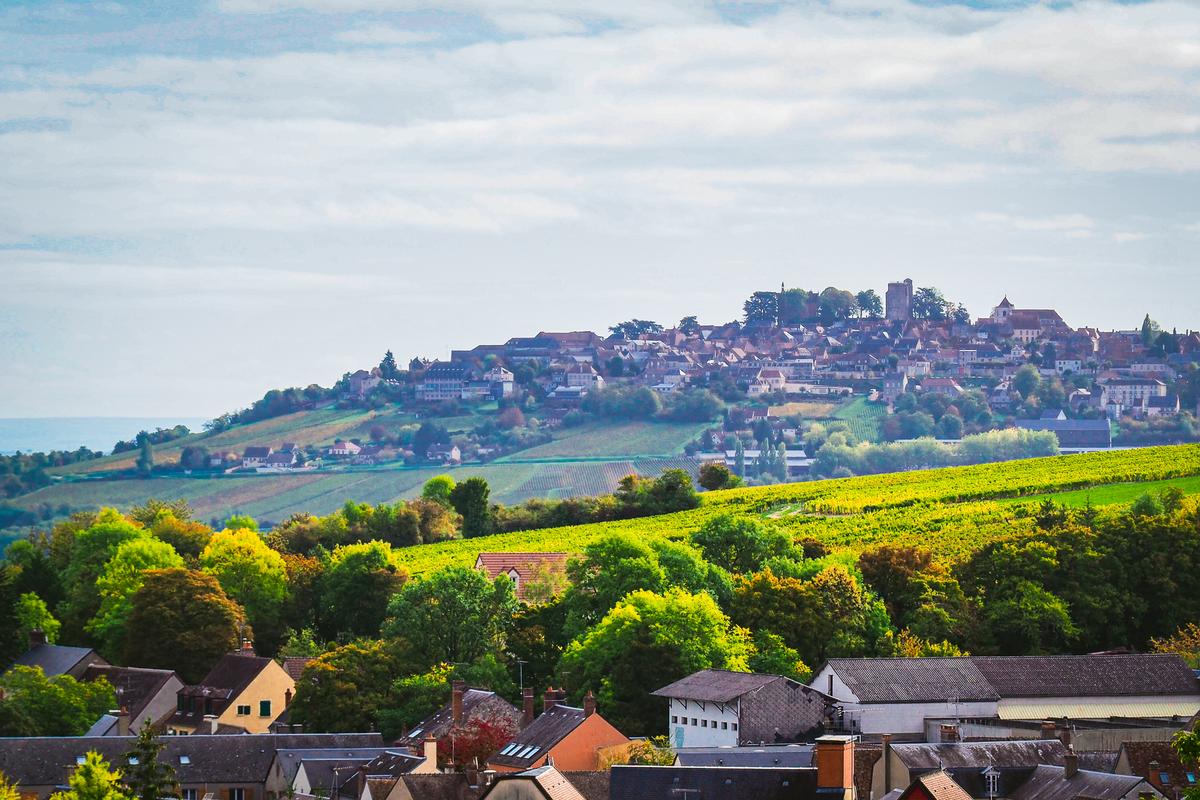 Breathtaking panoramic view of historic Sancerre, France, surrounded by lush vineyards