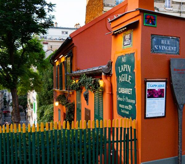 Historic Au Lapin Agile cabaret Montmartre, Paris - Famous artistic heritage hotspot