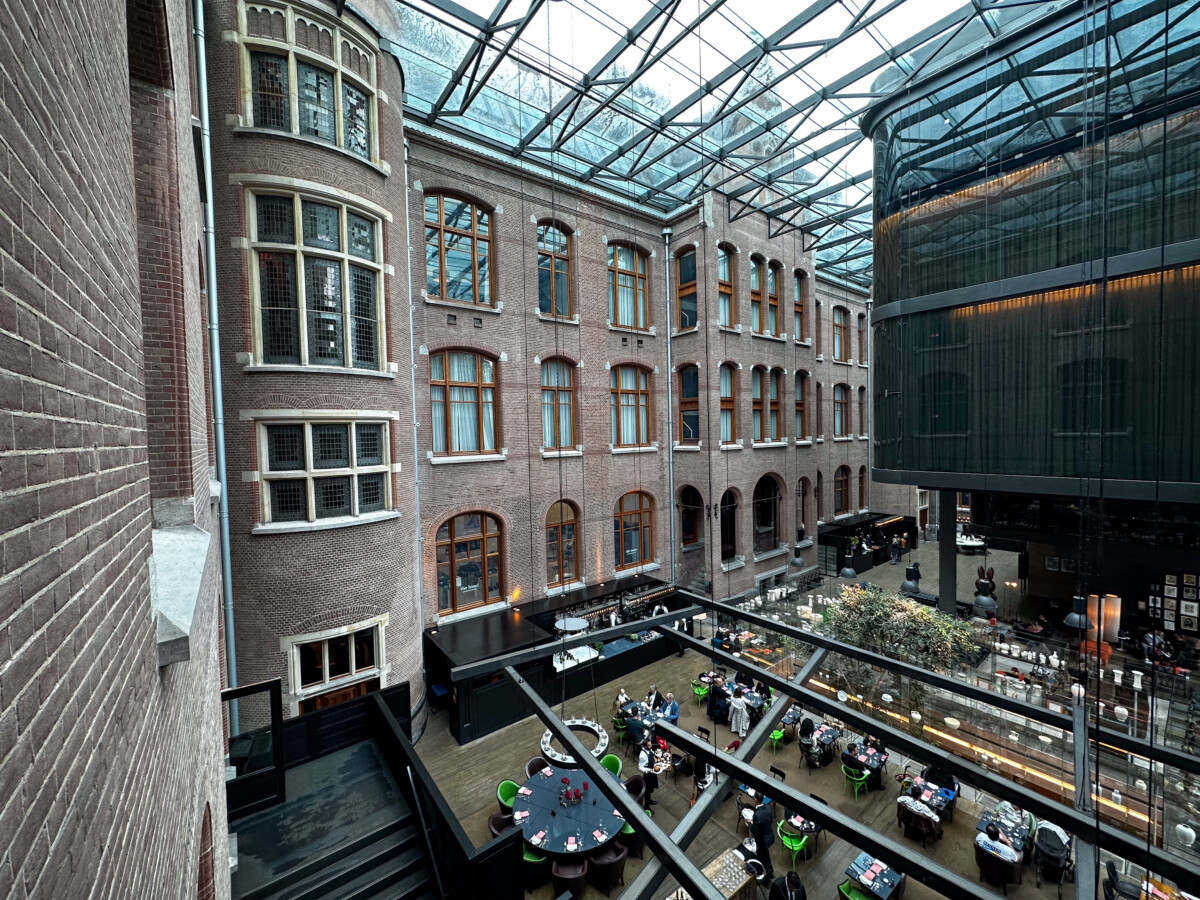 Conservatorium Hotel Lobby