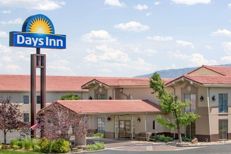 Exterior of Days Inn by Wyndham Casper