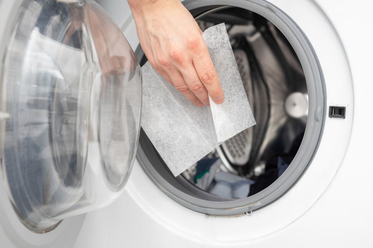 Using a dryer sheet into a washing machine