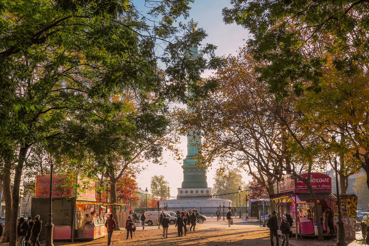 Enchanting Autumn Afternoon at Bastille Square in Paris, sRGB color space, Parisian street vendors, July Column