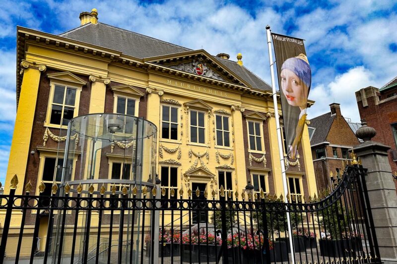Explore the iconic Mauritshuis Museum in The Hague, showcasing Dutch Golden Age art and 17th-century architecture.