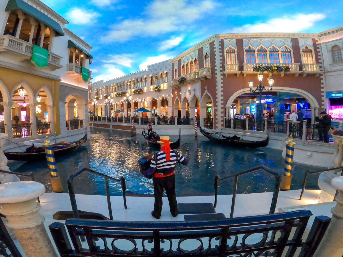 The Venetian Resort Las Vegas Review: A Video Tour