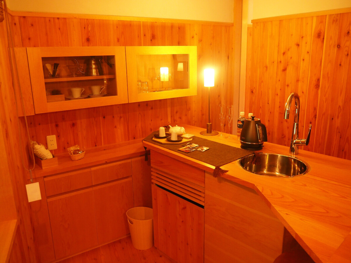 Private Kitchen in Hakone Retreat Fore