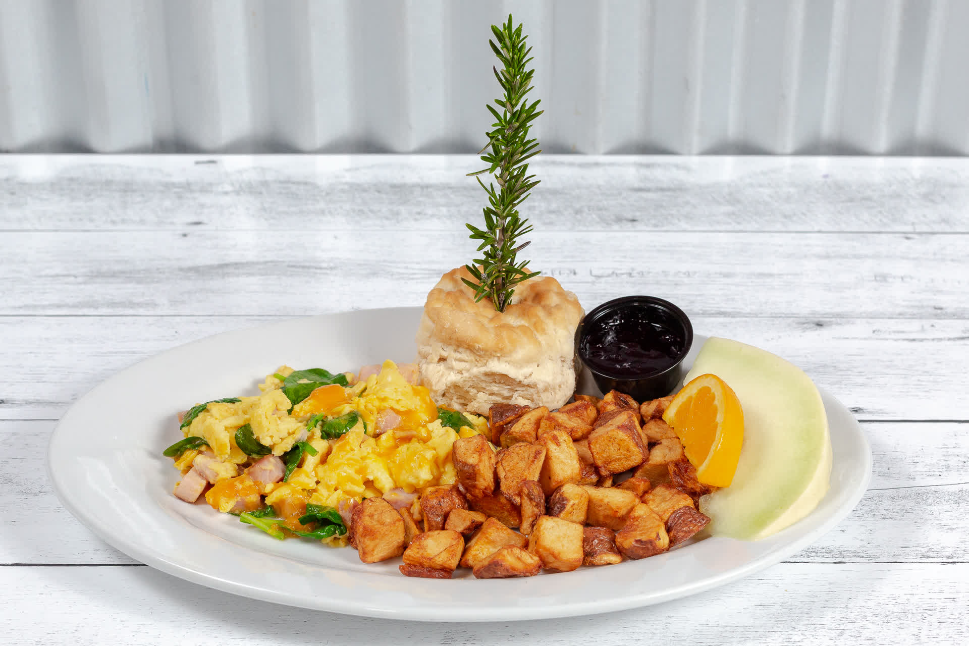 Hash House a Go-Go Is Worth the Stop! 4 Egg scrambles and breakfast meal served at Hash House A Go Go