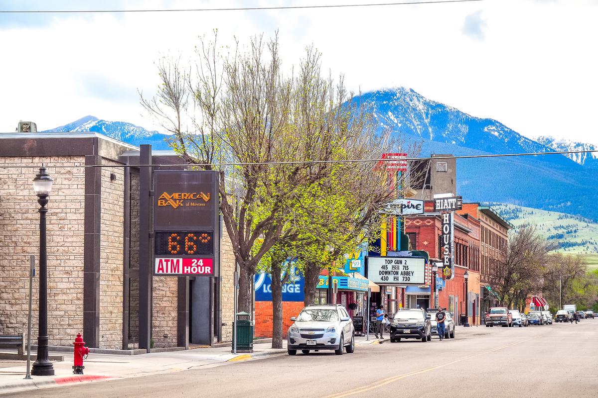 Downtown Livingston, Montana street with snow-capped mountains