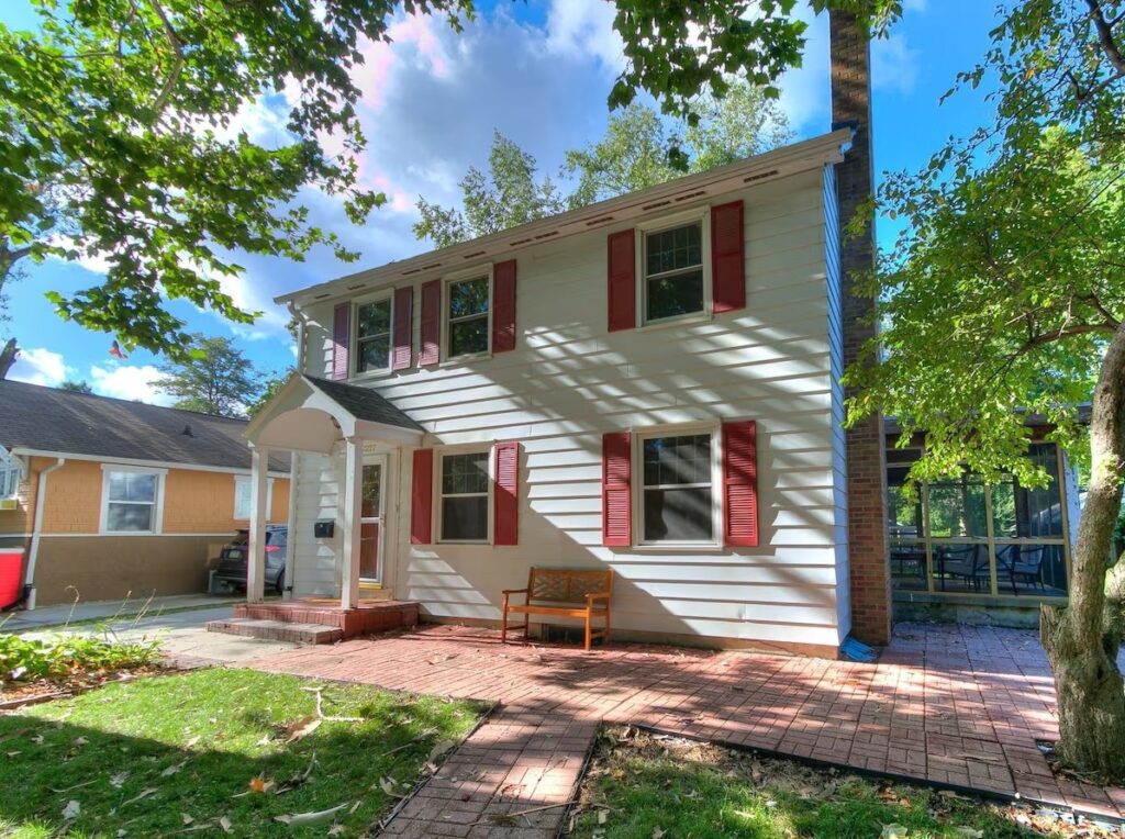 House in a Quiet Neighborhood Ames exterior
