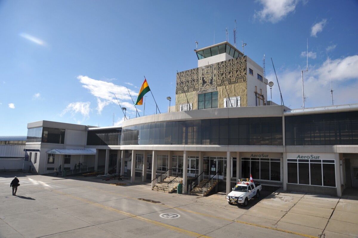 Front and entrance of the airport in Lapaz, Bolivia