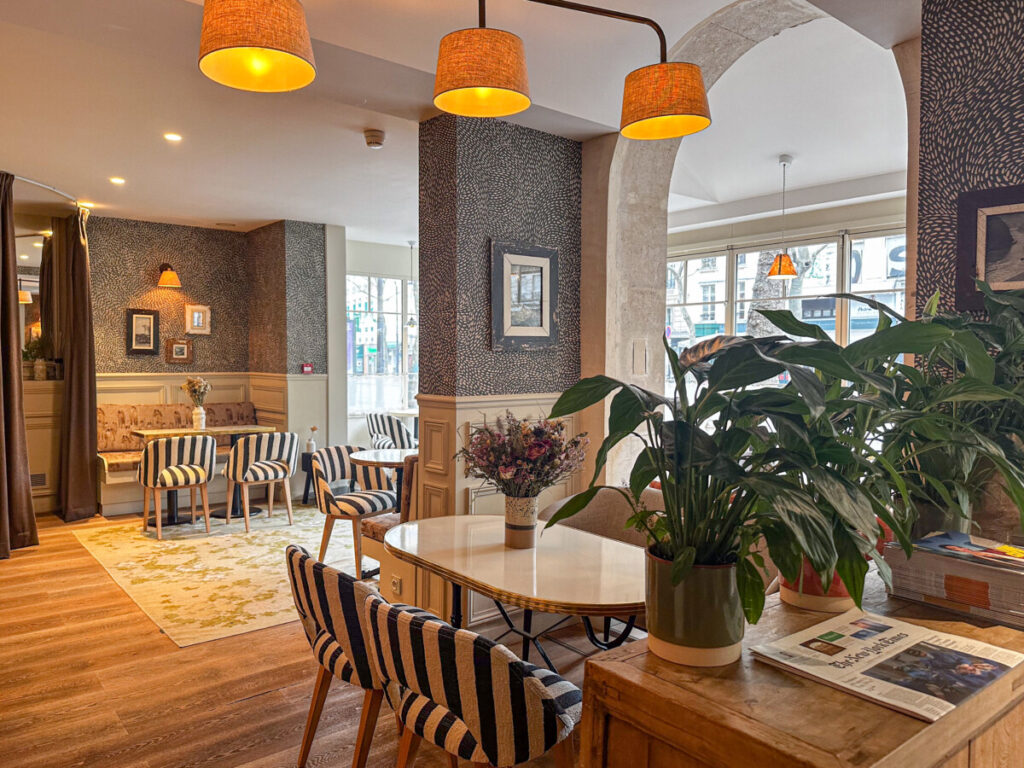 Le Petit Beaumarchais Hotel & Spa Lobby