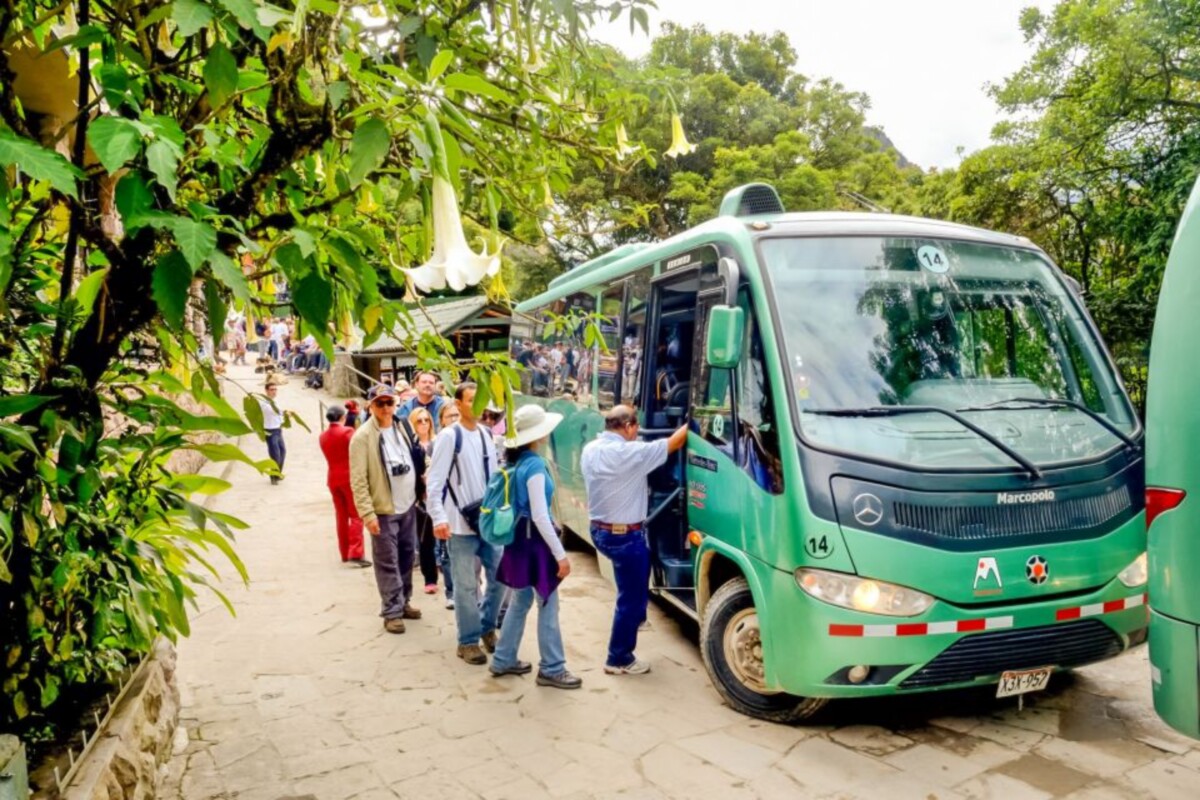 Tourist entering Machu Picchu Round-Trip Bus