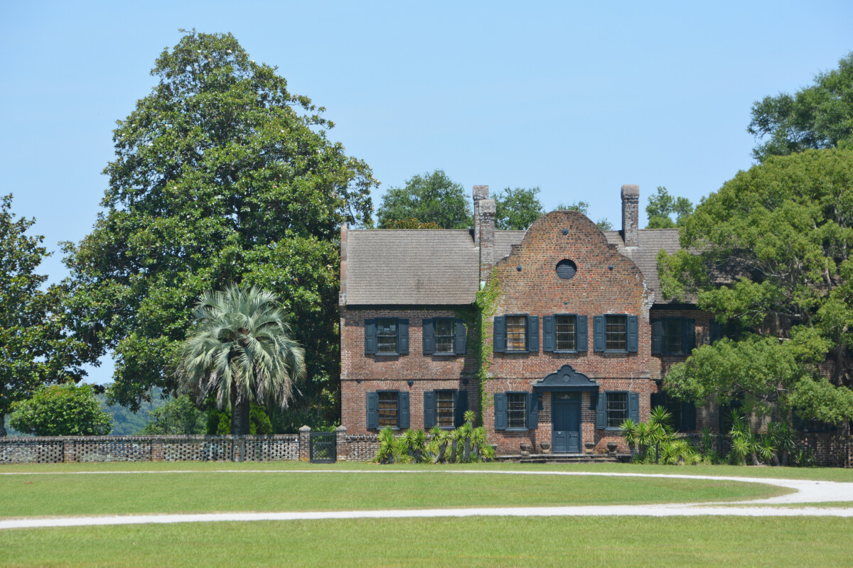 South Flanker house museum and gardens at Middleton Place