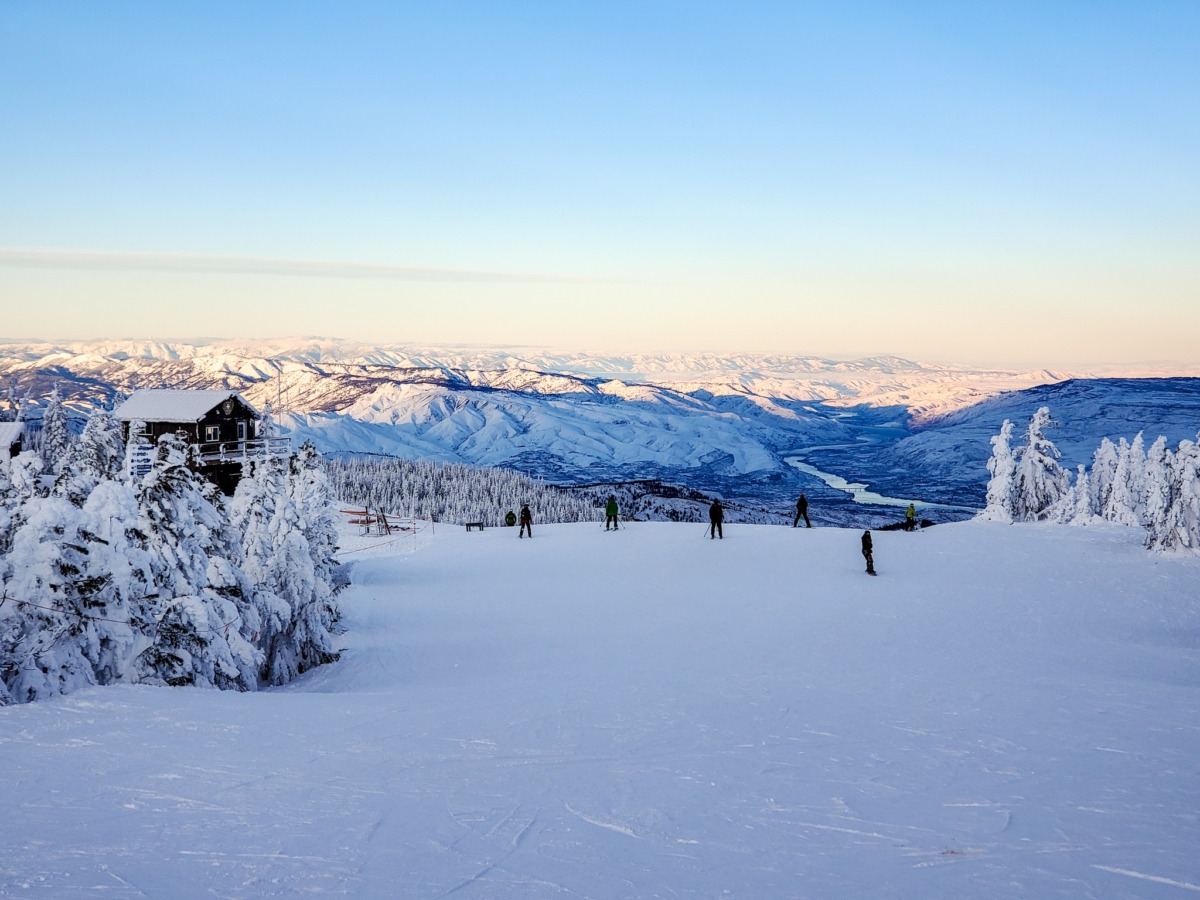 Sunrise view at Mission Ridge Ski & Board Resort 