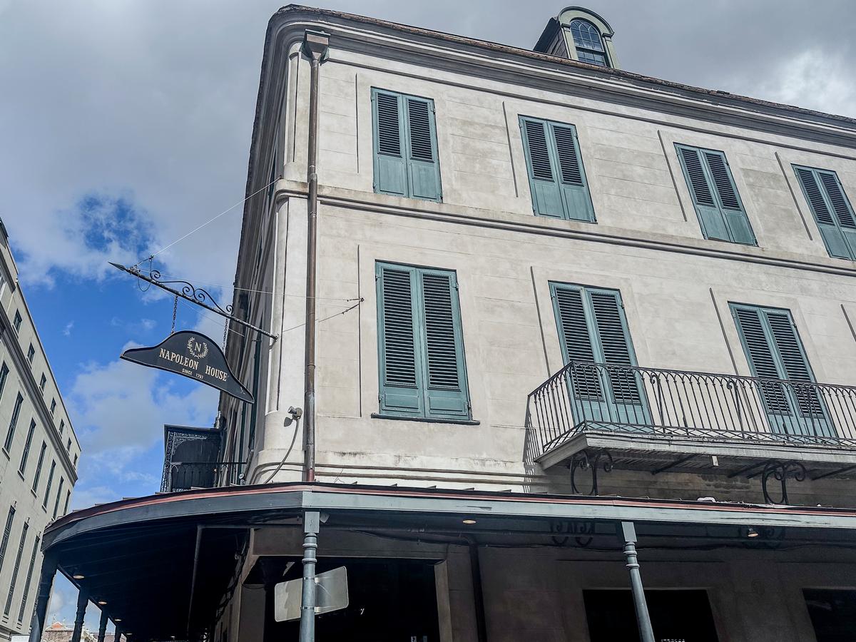 Napoleon House, historic French Quarter landmark in New Orleans known for iconic architecture.
