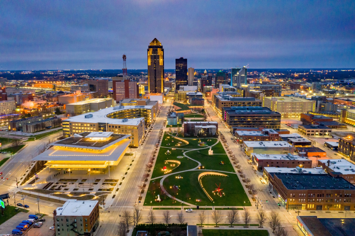 Aerial view of Pappajohn Sculpture Park and Des Moines cityscape