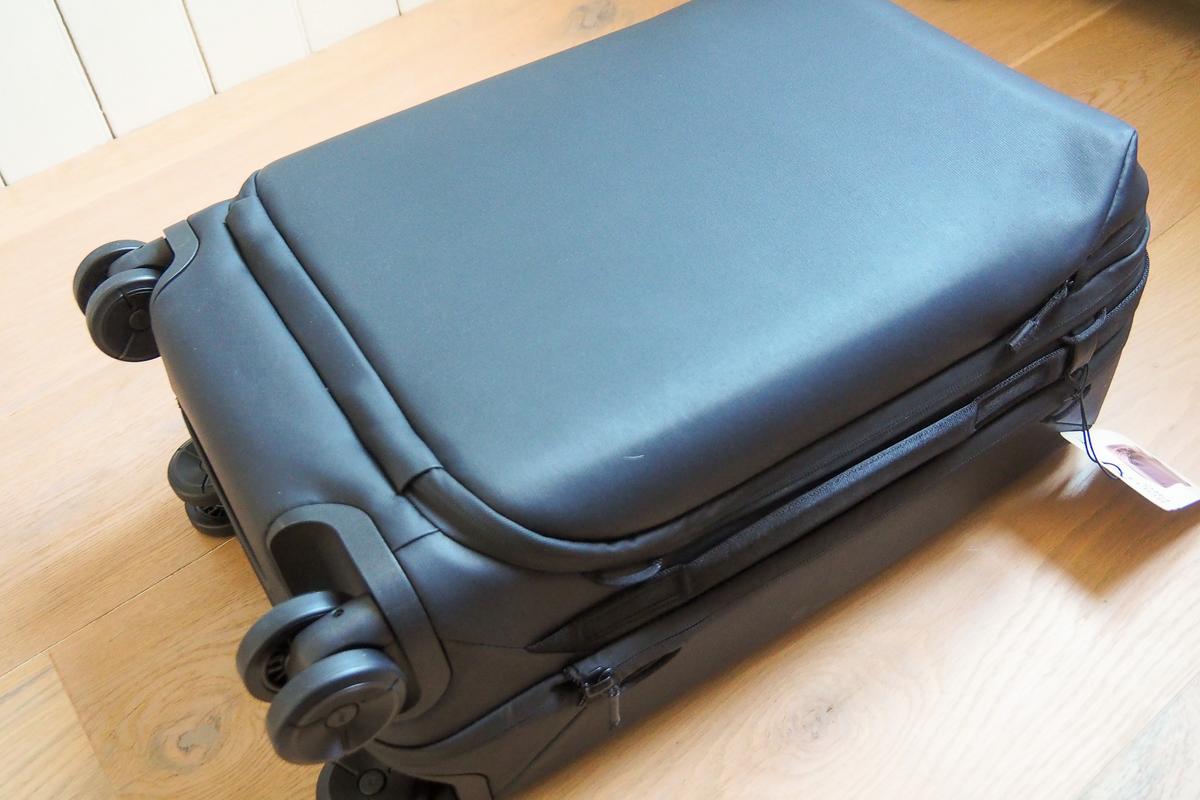 Peak Design Tech Pouch Review: A Real-Time Unboxing