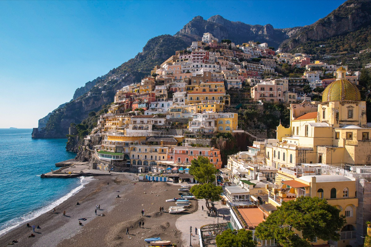 positano destination image