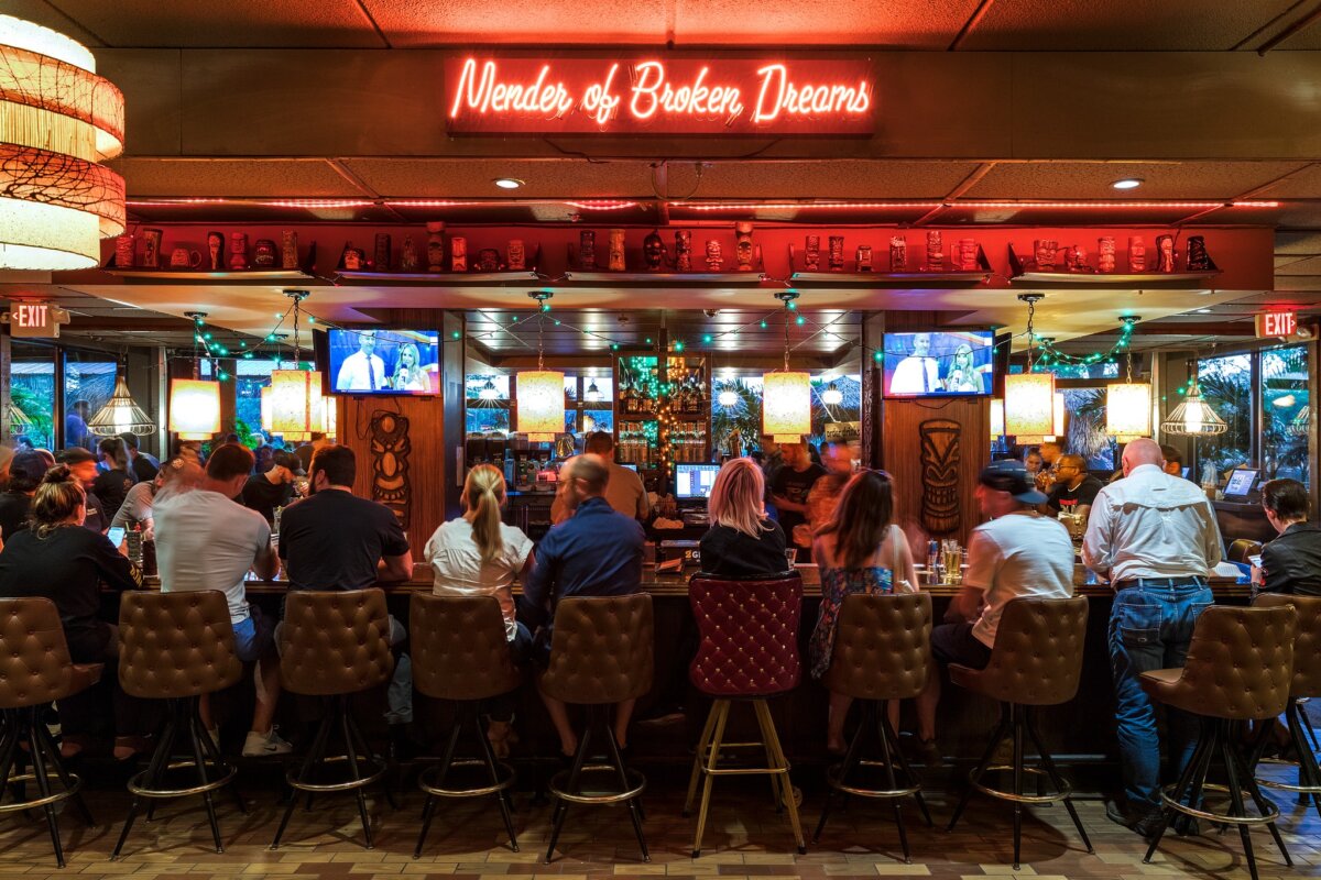 Psycho Suzi's Motor Lounge interior in Minnesota