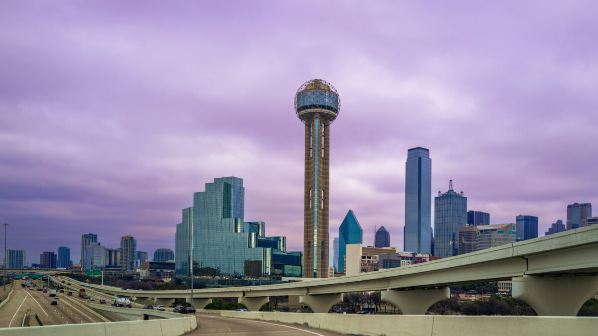 Reunion Tower at dusk