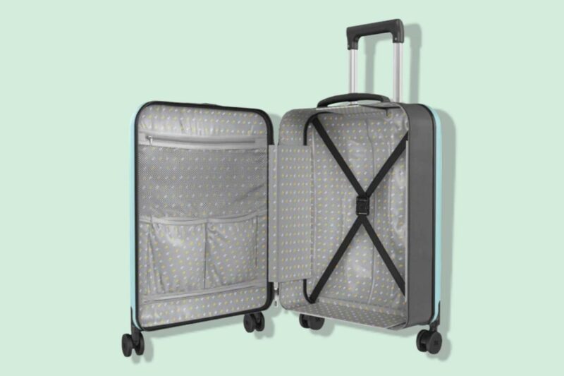 Innovative Collapsible Luggage for Modern Travelers: Rollink collapsible luggage in teal background.