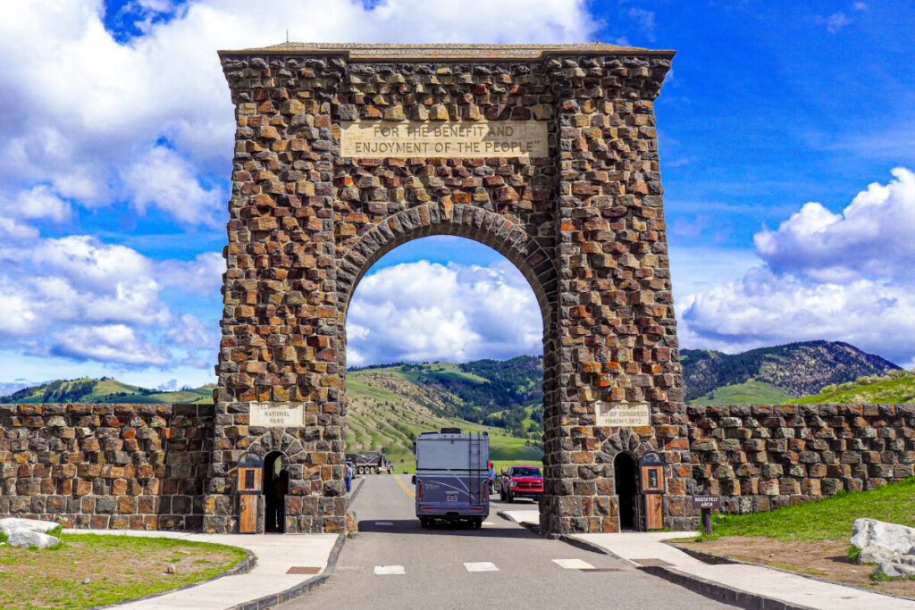 Roosevelt Arch Yellowstone National Park