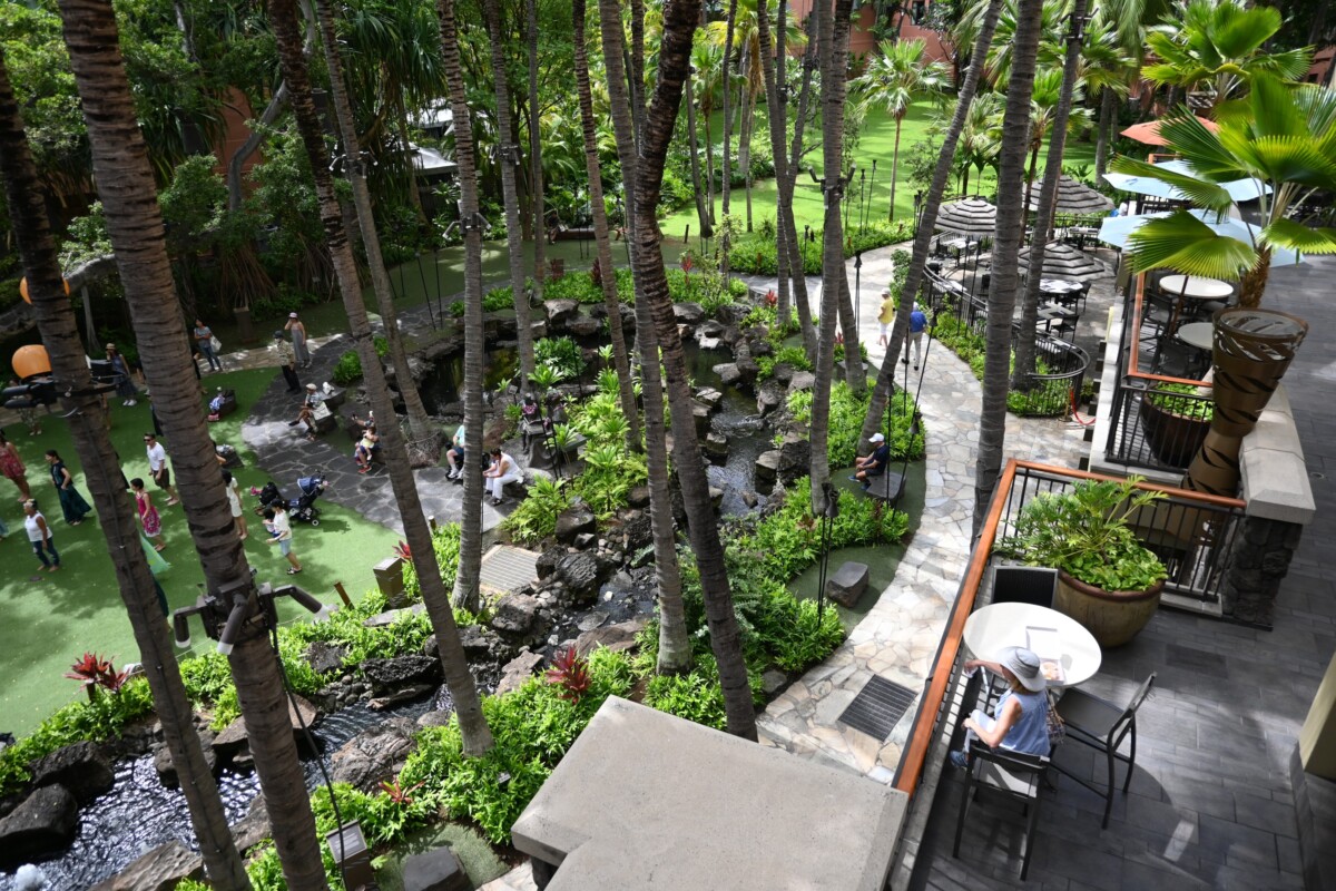 Garden at Royal Hawaiian Center