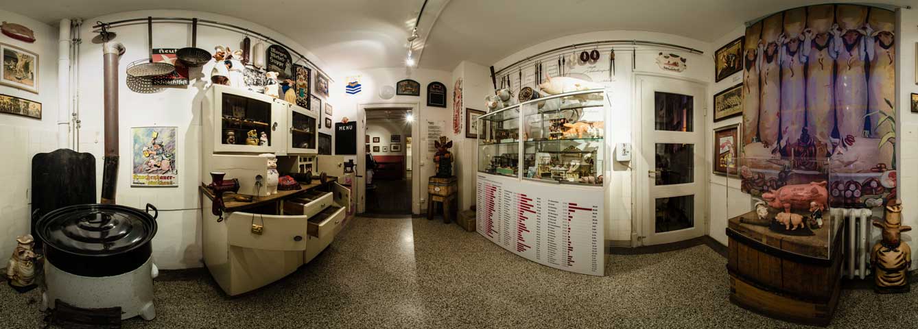 Exhibit at SchweineMuseum Stuttgart