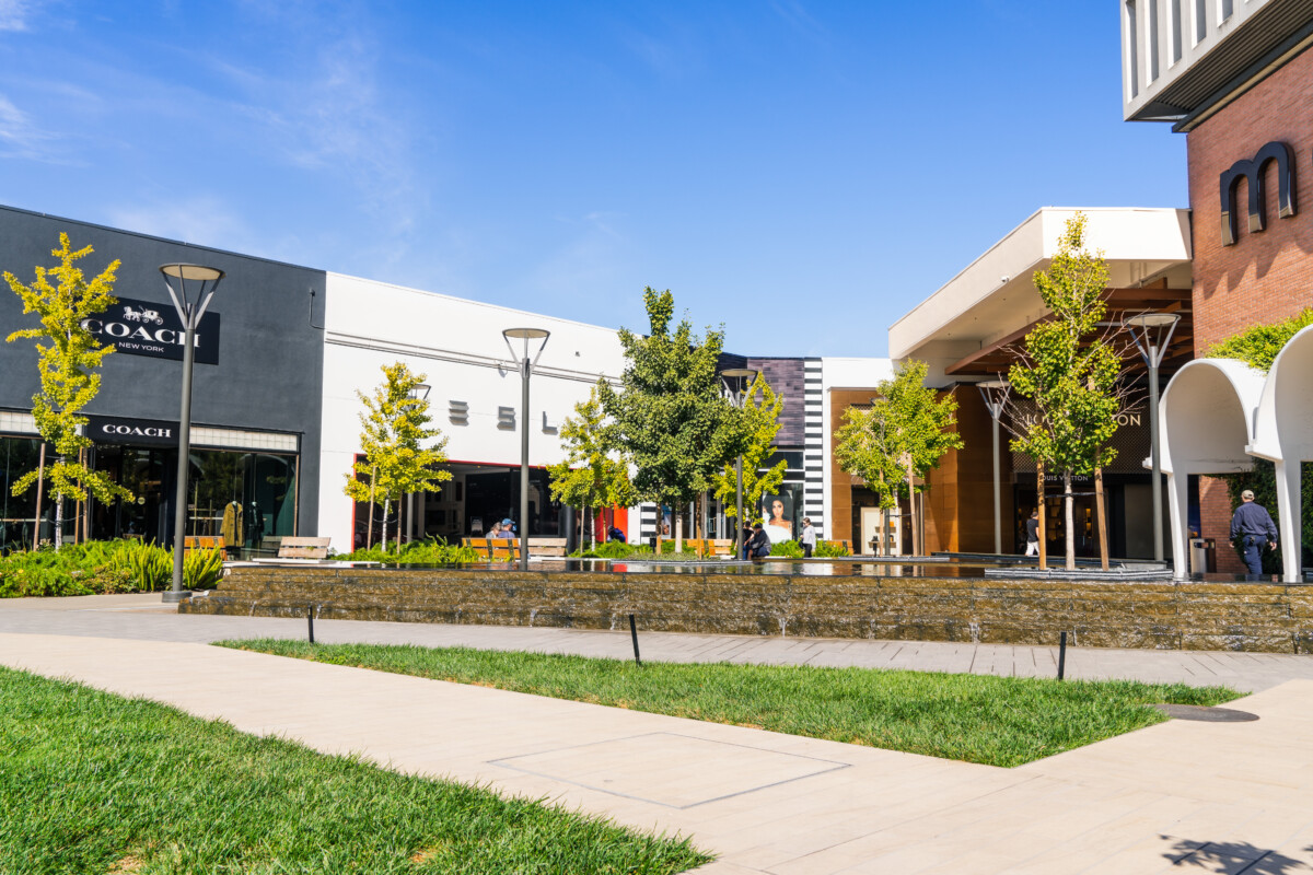Outdoor pathways at Stanford Shopping Center in Palo Alto, California