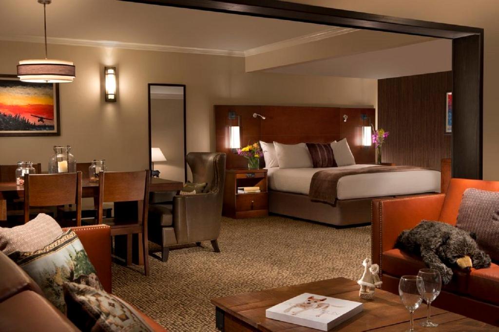 The Lakefront Anchorage room interior