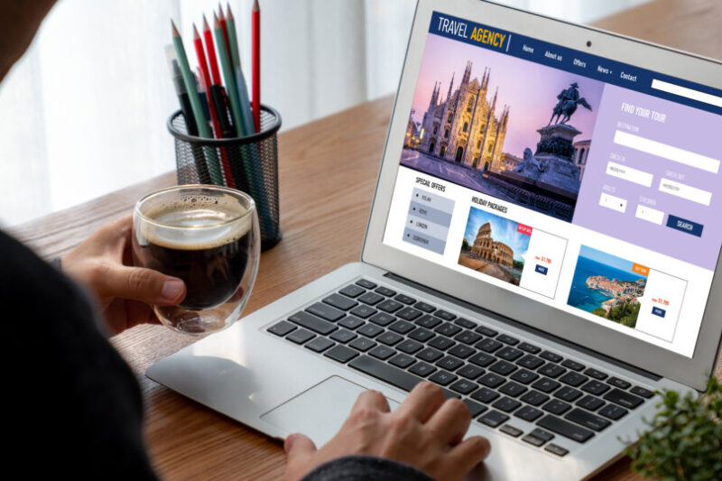 13 Best Travel Agency Marketing Ideas to Grow Your Business