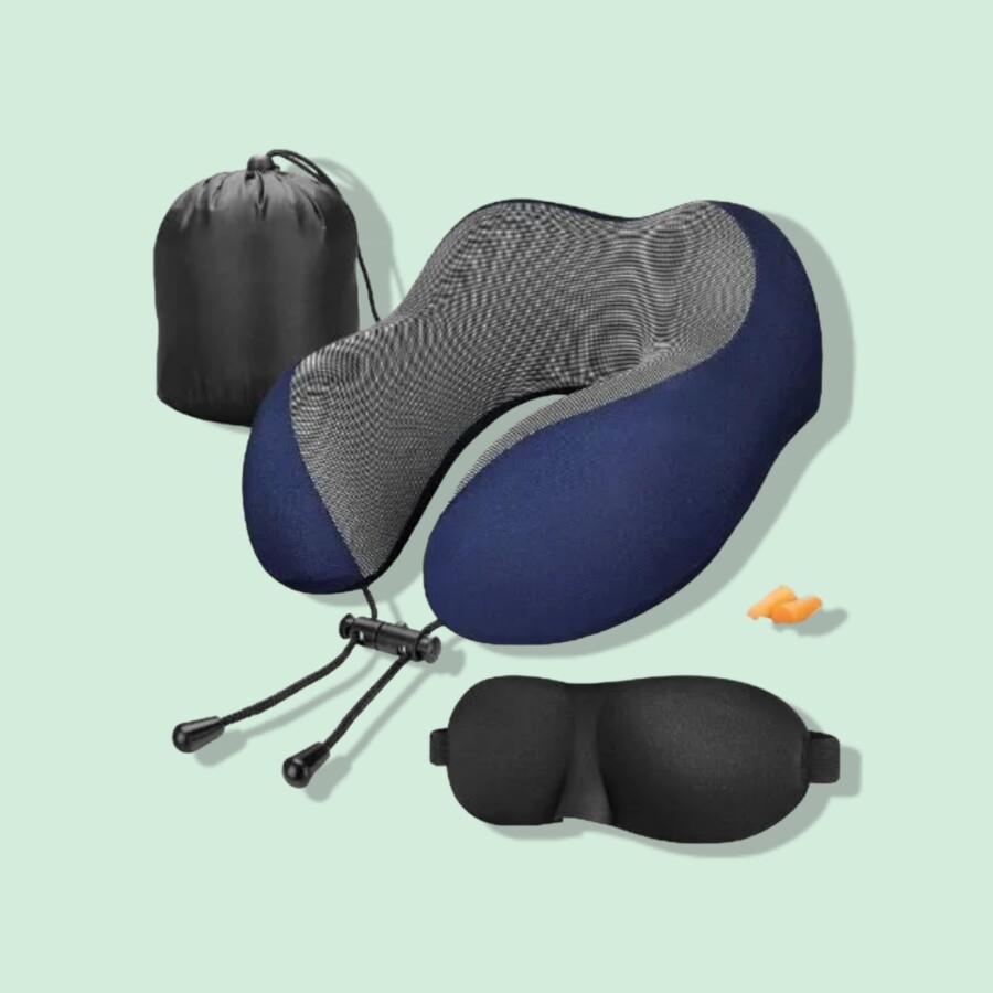 Travel neck pillow set