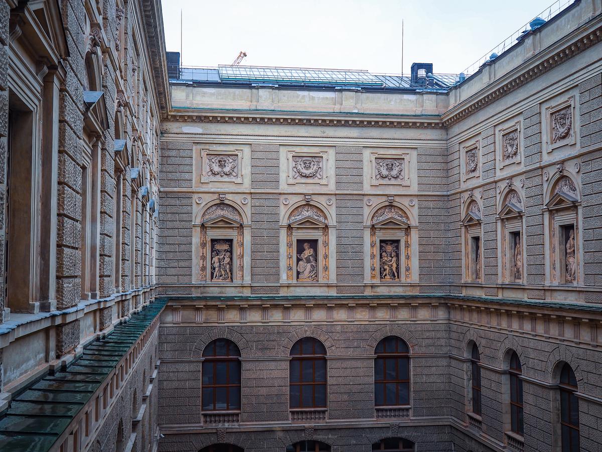 Kunsthistorisches Museum Vienna facade with Renaissance architecture details